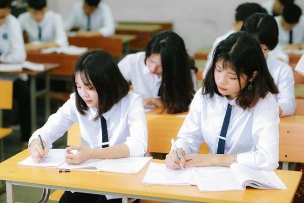 Cấp 3 là giai đoạn quan trọng cho việc ôn luyện thi tốt nghiệp THPT